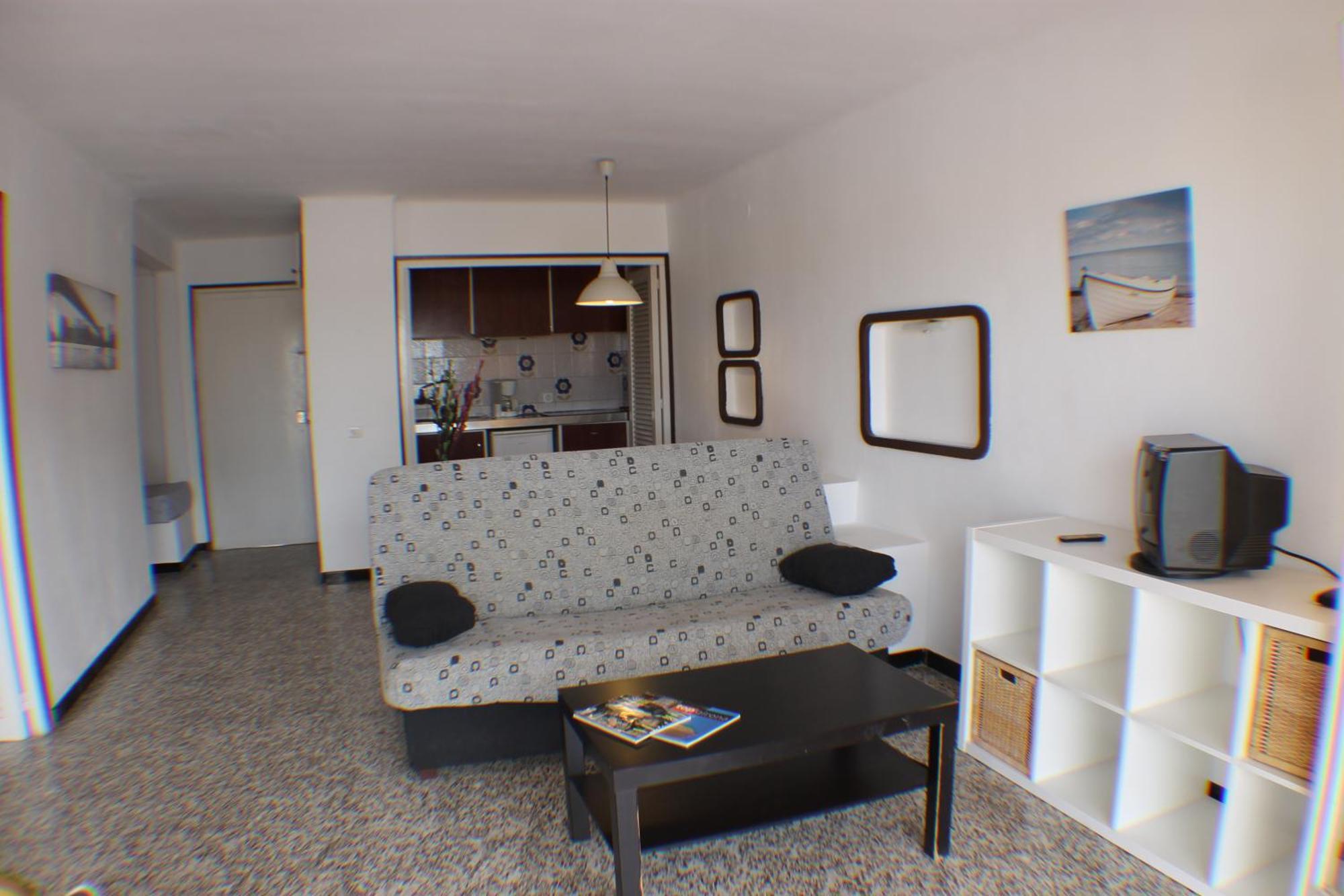 Agi Fragata Roses